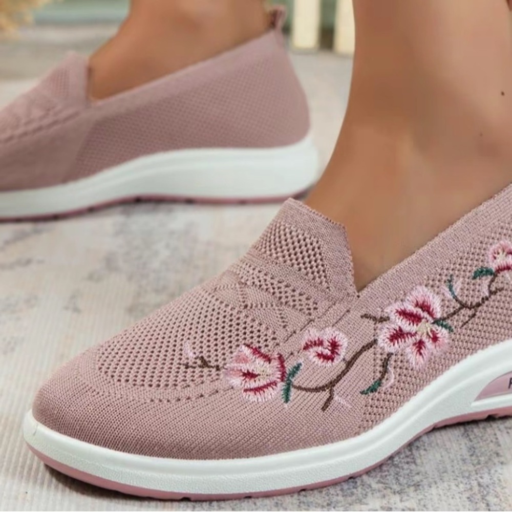 Pink Slip-On Sneakers with Floral Embroidery - Picture 4 of 5